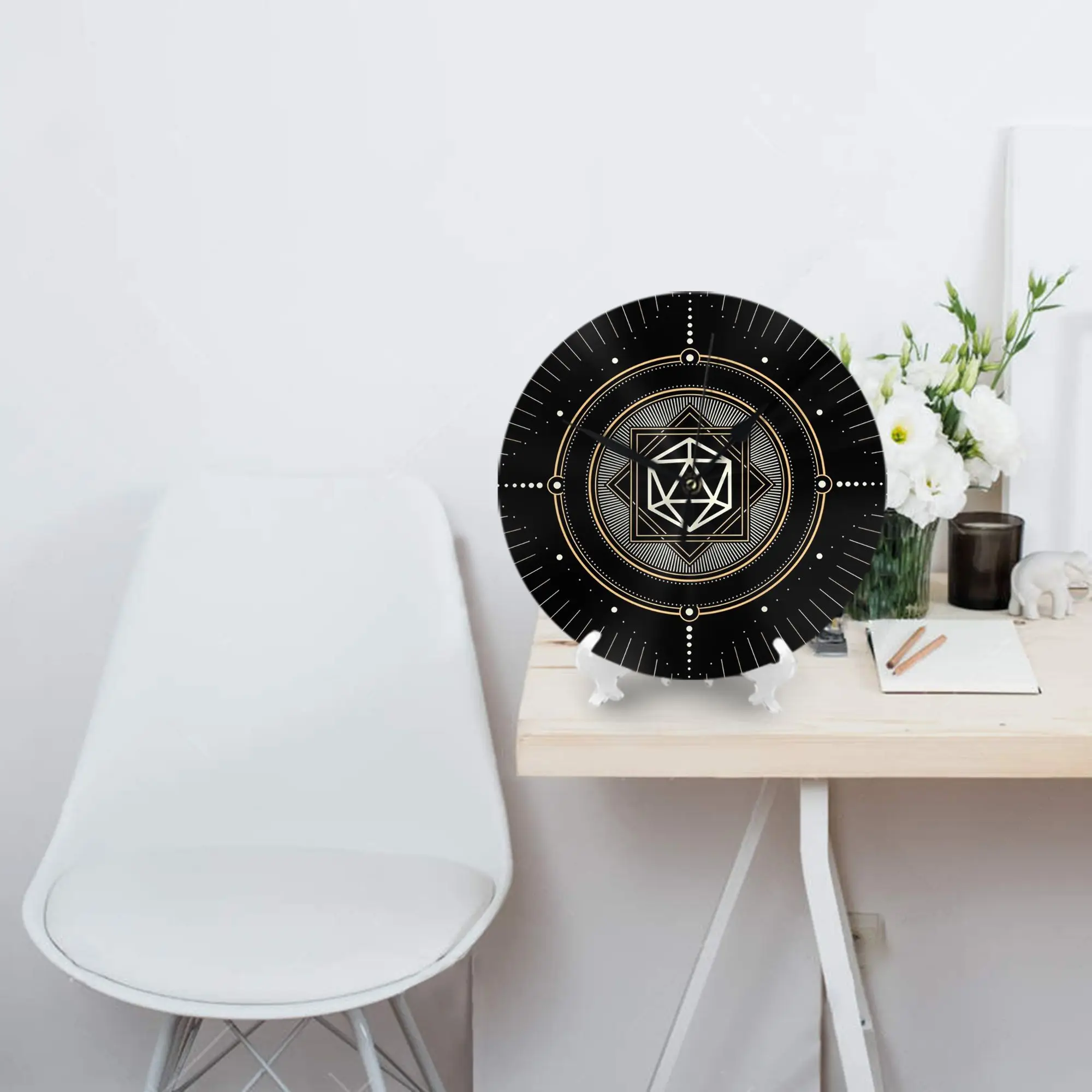 Polyhedral D20 Dice Sacred Symbol of the Wizard Wall Clock Room Decoration Silent Round Clock for Bedroom Living Kitchen Home