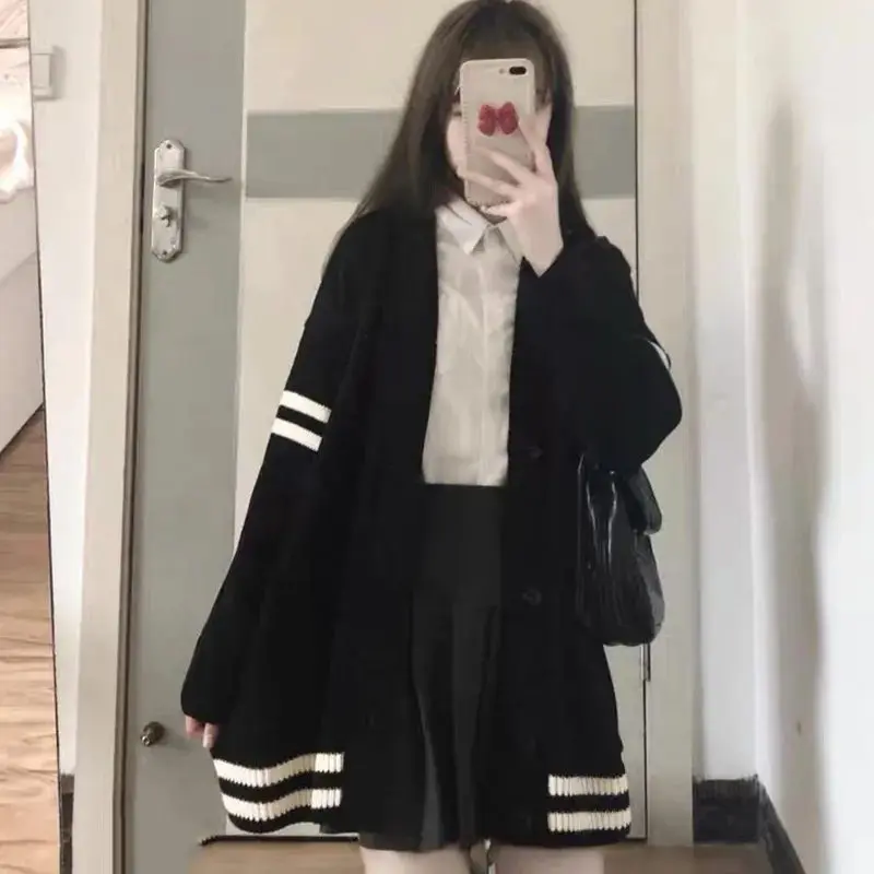 2023 New Women's Three Piece Set Small Academy Style Contrast Knitted Cardigan Sweater Fashion Pleated Skirt Loose Shirt