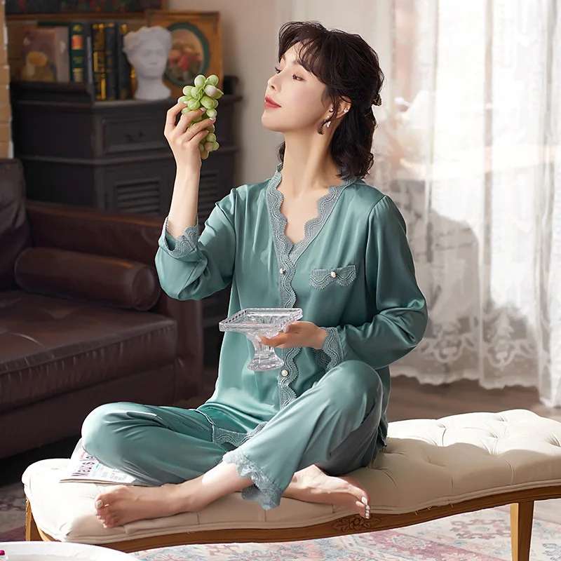 New Velvet Pajamas for Women Autumn Winter Velour Sleepwear Trouser Suits Elegant Sexy Lace 3XL Trim Nightwear Loose Homewear