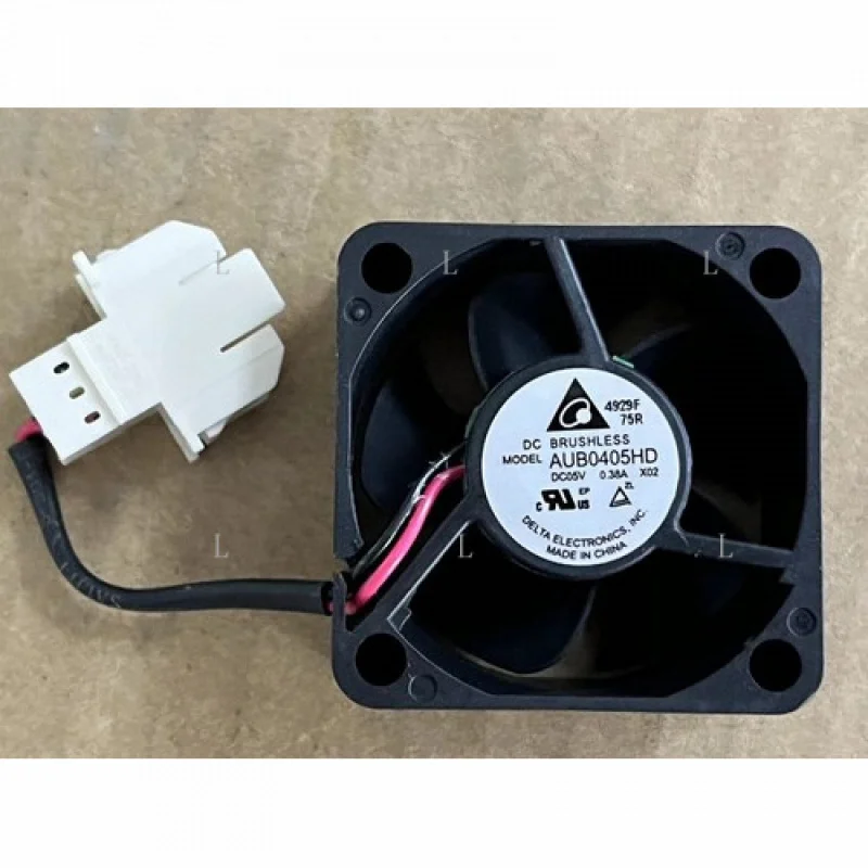 

L 1X для DELTA AUB0405HD 40*40*20 мм 5 В 0,38 А 2-контактный вентилятор