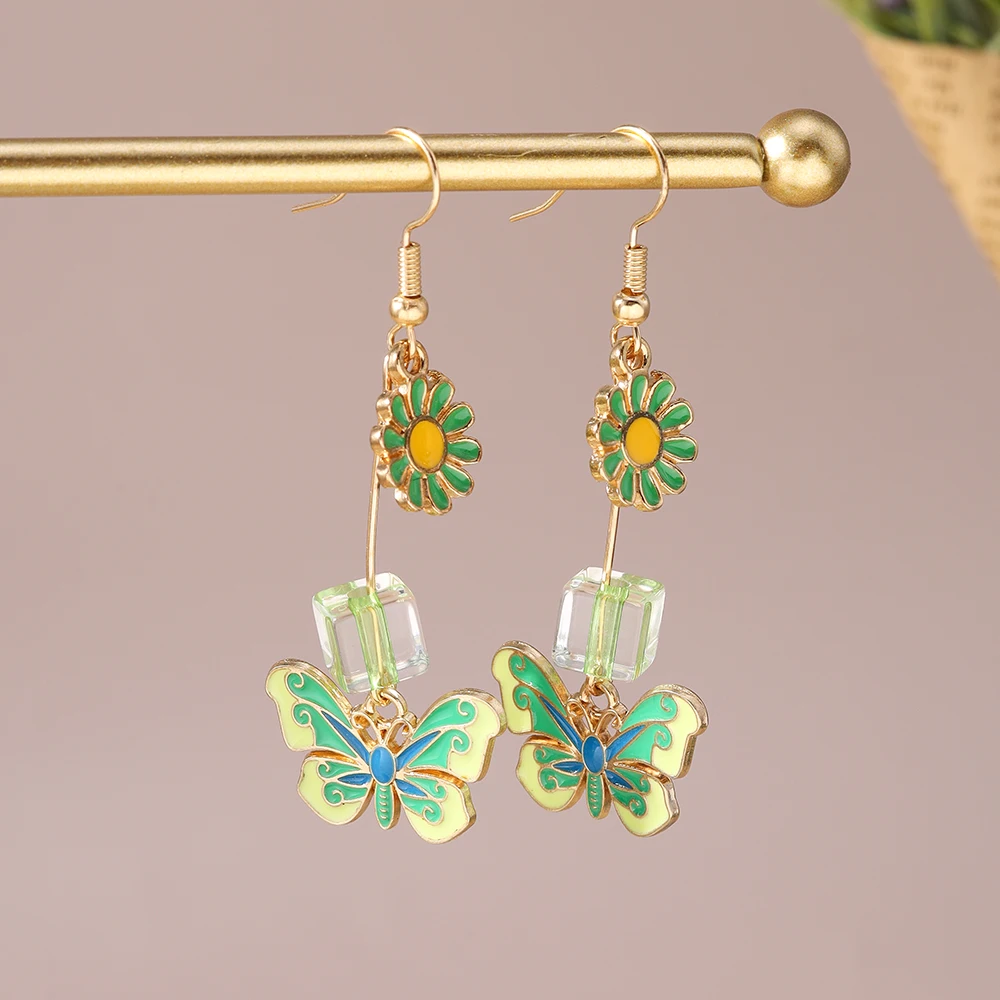 

Aihua New Fashion Cute Flower Butterfly Earrings Sweet Butterfly Dangle Earrings For Women Happy New Year Jewelry Gifts