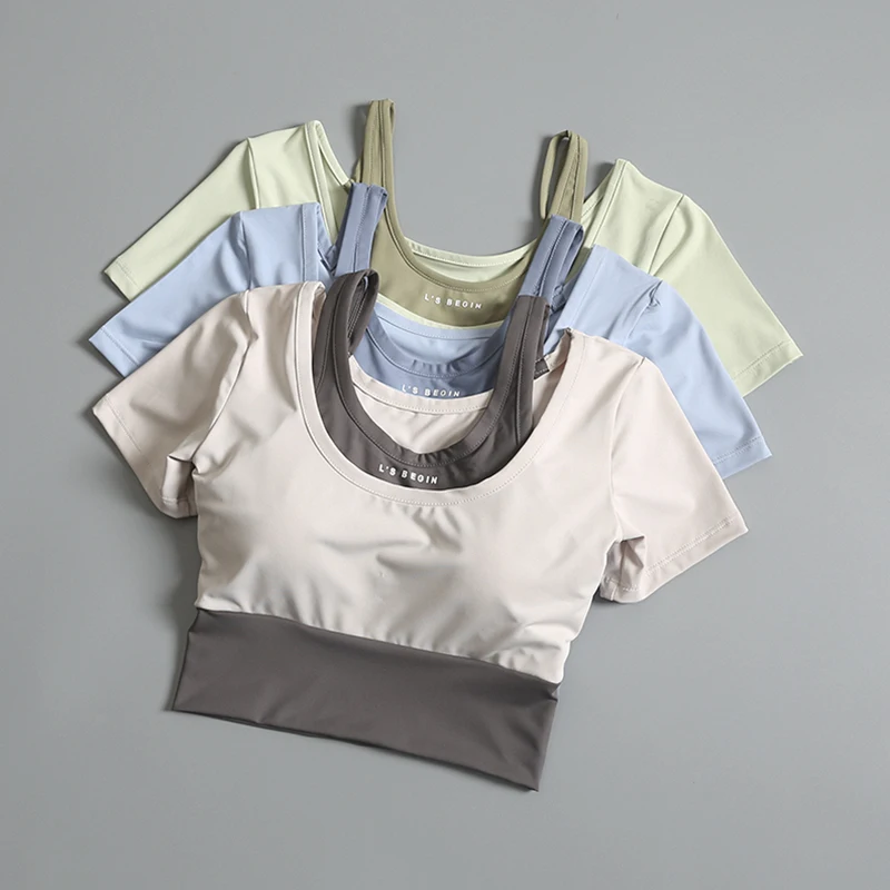 

Women's Yoga Fitness Top with Chest Pad Short Sleeve Running Training Sportswear Breathable Quick Dry Moisture Wicking