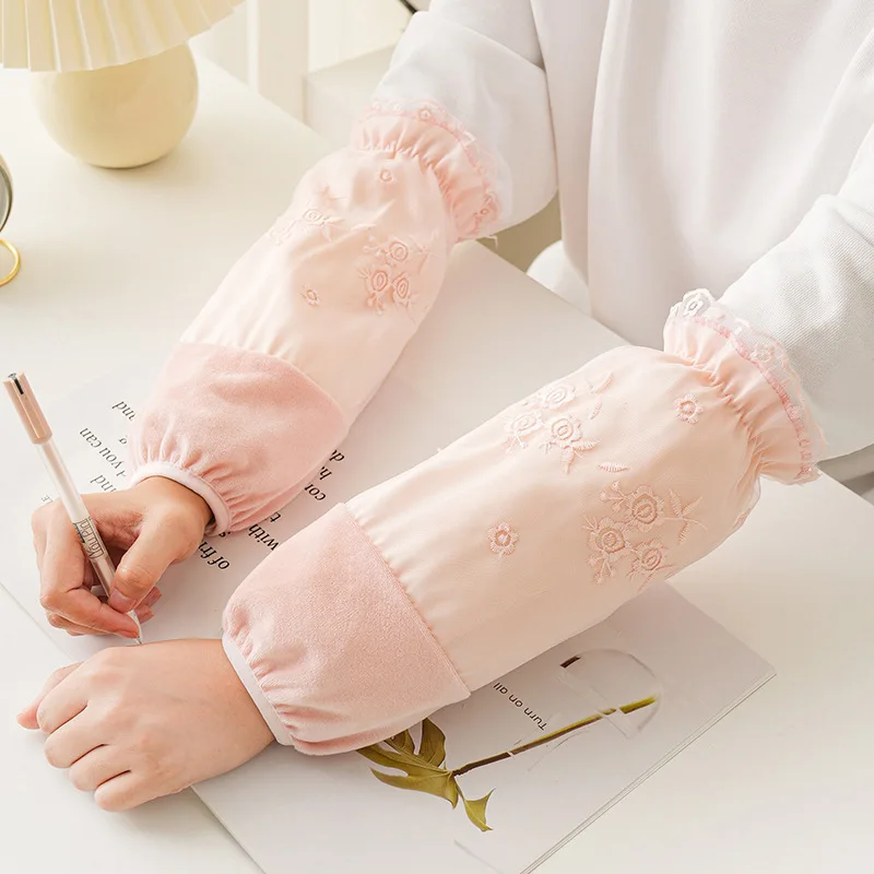 

Winter lace sleeve covers for women, long Korean-style office sleeves, student down jacket stain-proof kitchen sleeve covers