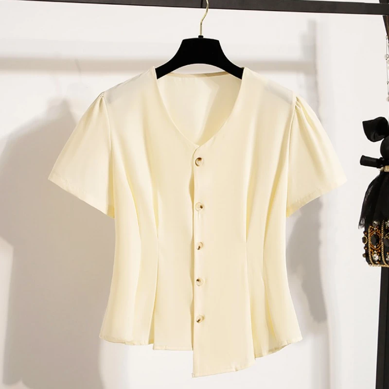 Koreaanse stijl zomer 2026 nieuwe effenkleurige top elegante V-hals dames plus size shirt Franse stijl onregelmatige korte mouw blouses