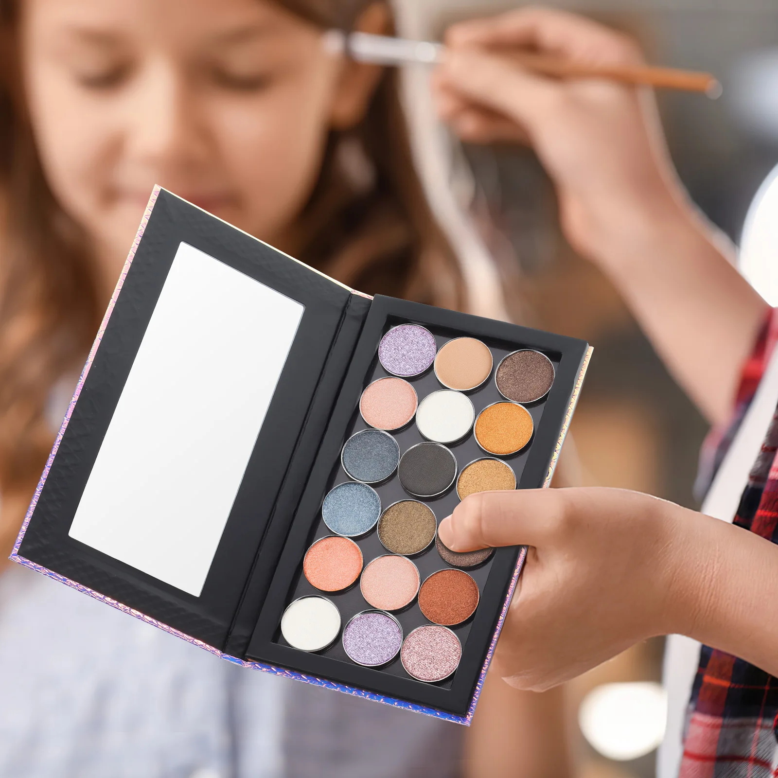 

1 set Magnetic Palette Empty Stainless Steel Eyeshadow Holder Tray Large Capacity Cosmetics Makeup Tray ganization