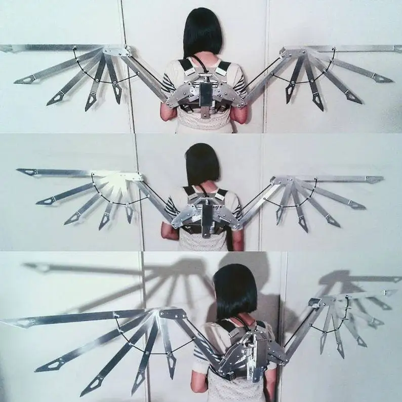 Customized Can Emit Light Remote Control Wireless Electric Telescopic Mechanical Technology Wings Cosplay Game Props Decoration