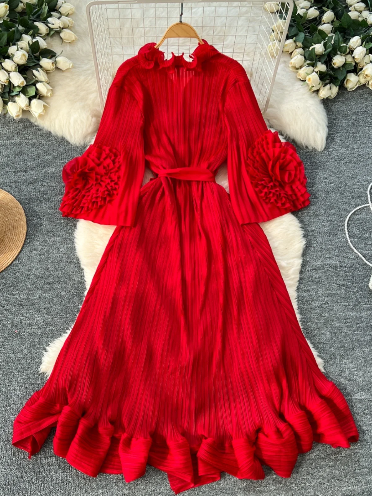 

Spring Collection Women's Dr Tee-Resident Sle Belted Pleated High Waist A-Line Long Skirt Korean Version Floral Embell...