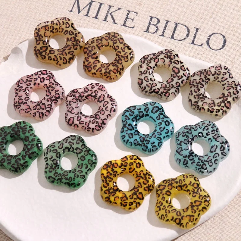 Wholesale 50pcs/lot 25mm leopard print cartoon flowers shape resin cabochon beads diy jewelry garment hair accessory