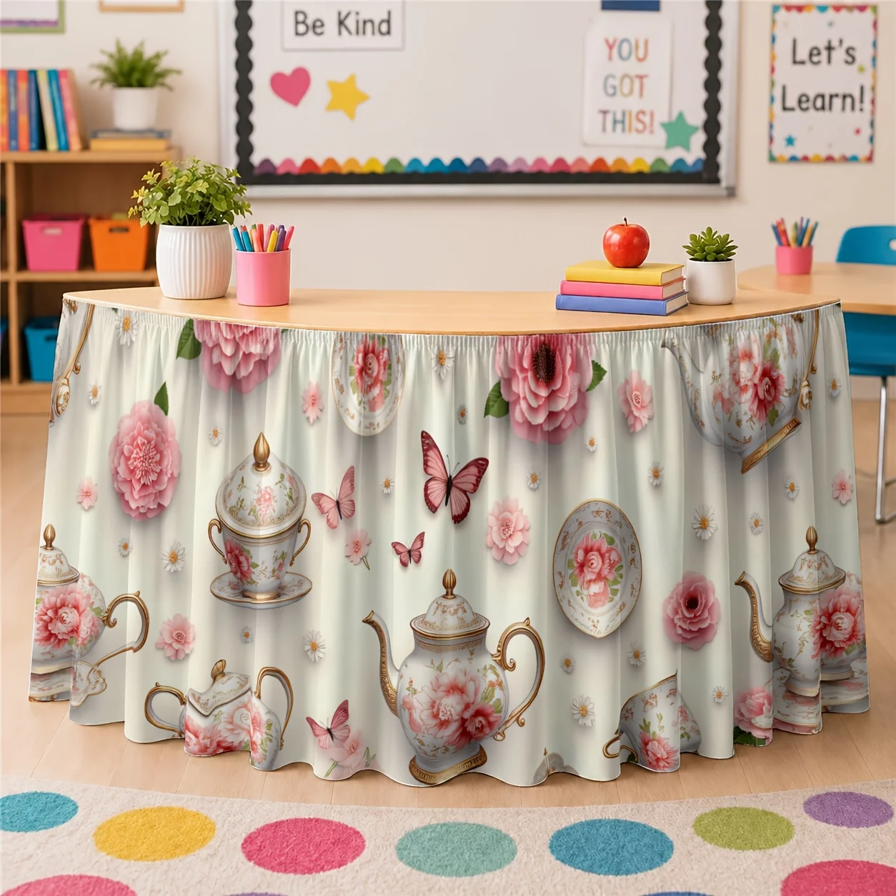One table skirt, decorated with floral teapots and rose patterns, is retro, elegant, exquisite and romantic.