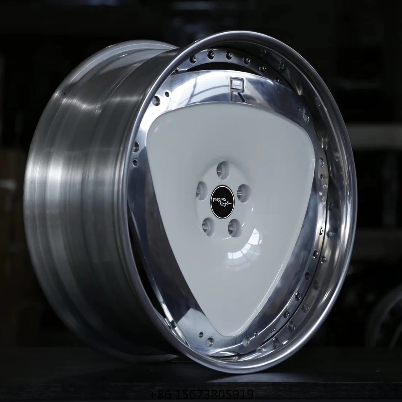 

Premium New Two-Piece Forged Wheels 40mm ET Complete 17-26 Inch 5*112/114.3/120 Bolt Pattern Vehicles
