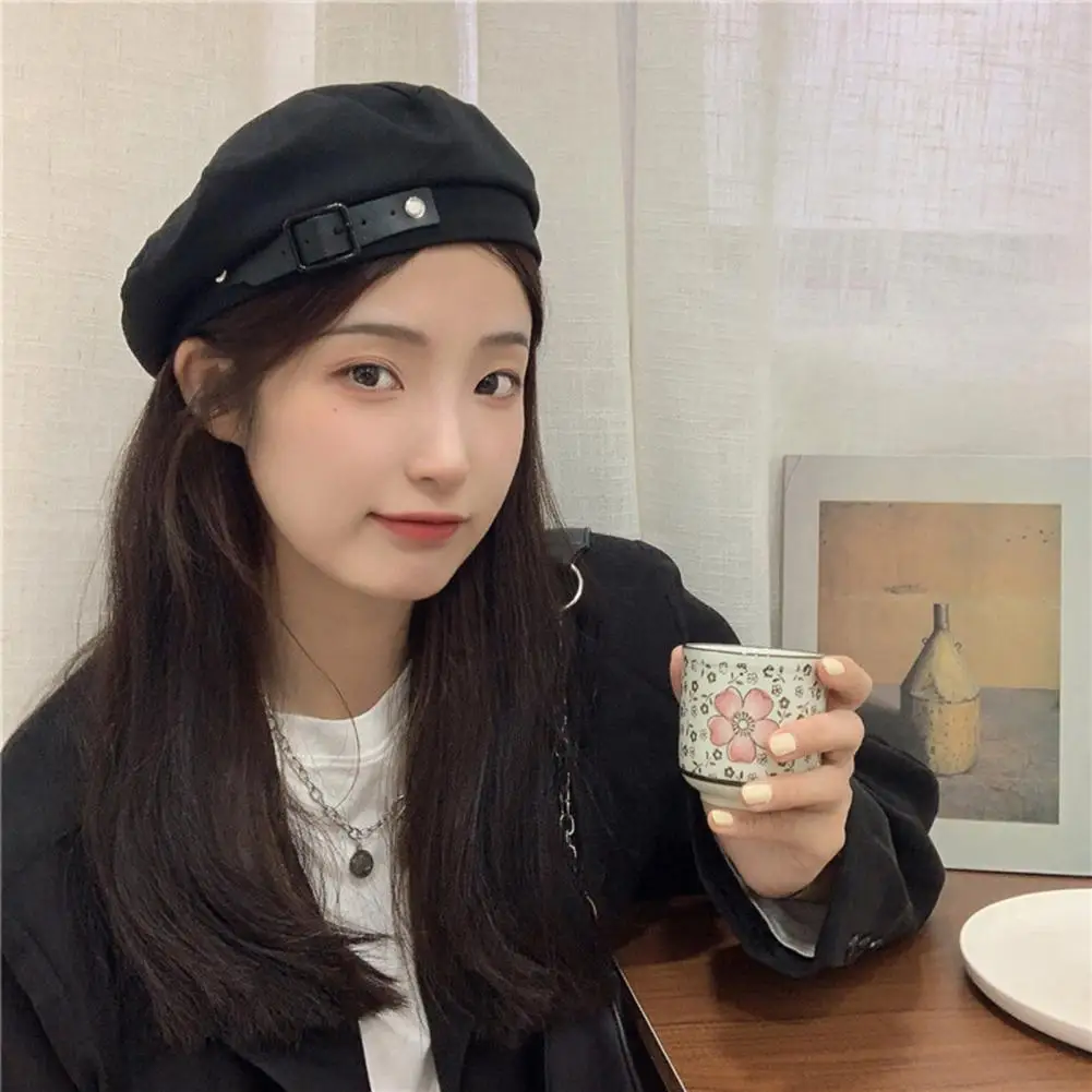 Korean Spring and Autumn Beret Women's Metal Buckle Beret British Retro Painter's Hat Elegant Accessory