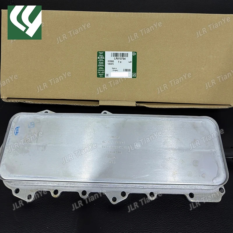 Suitable for Range Rover Discovery 4/53.0V6 Petrol Oil Radiator Engine Oil Cooler LR010754 AJ811959