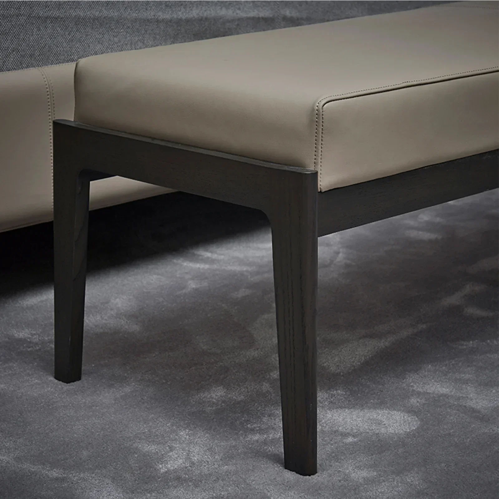 

factory direct sales High-quality top-floor cowhide bedroom bench