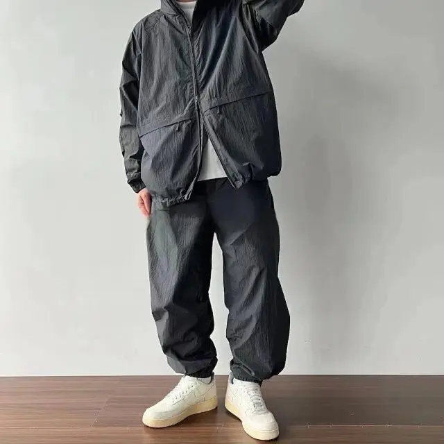 

Outdoor Functional Windbreaker Folded Nylon Waterproof Sport Zipper Long Trousers Straight Leg Polyester Fiber Youth Casual P...