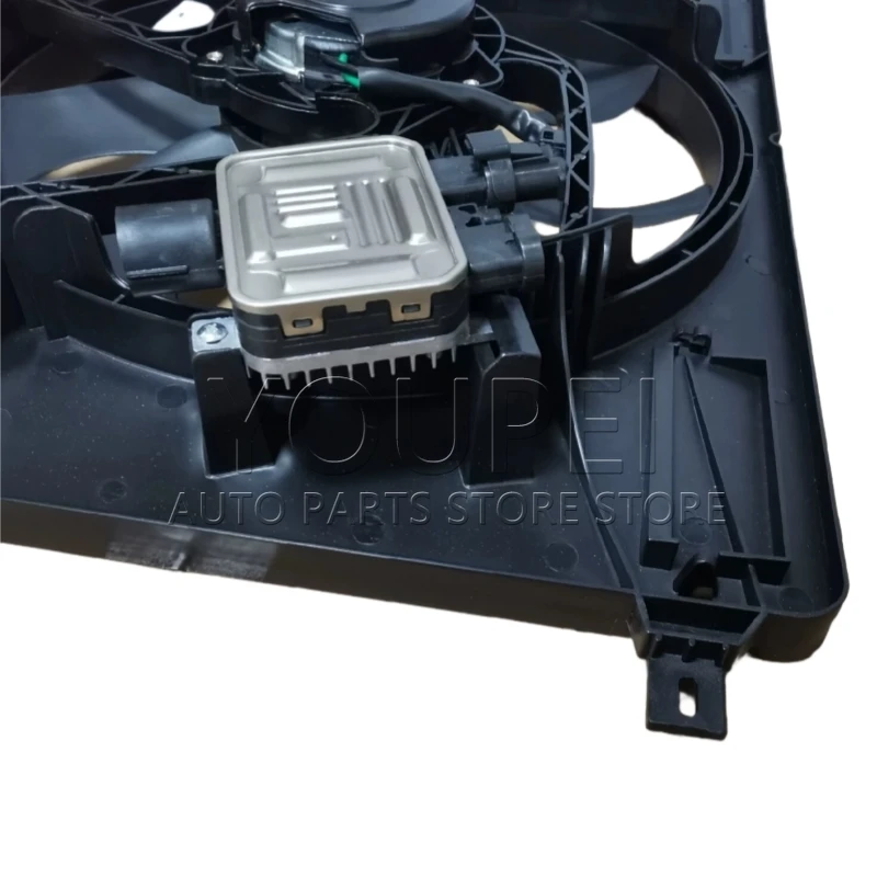 OEM مناسبة لمجموعة مروحة تبريد مشعاع المحرك لاند روفر LR2 LR026078 LR011906 LR011907