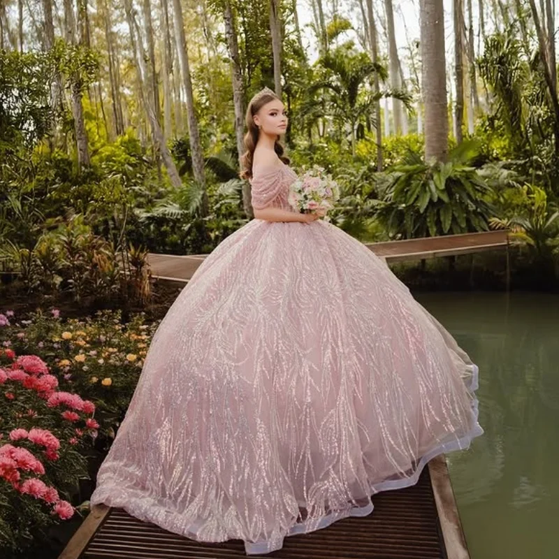 Vestido quinceanera rosa brilhante, renda tull, glitter, decalque, cauda longa, vestidos de 15 quinceanera ﻿ Personalizado