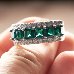 Cellacity Women  Sterling Silver Ring  For Charm Lady With Emerald Green Color Gemstone Female Dating Party Jewerly Gift
