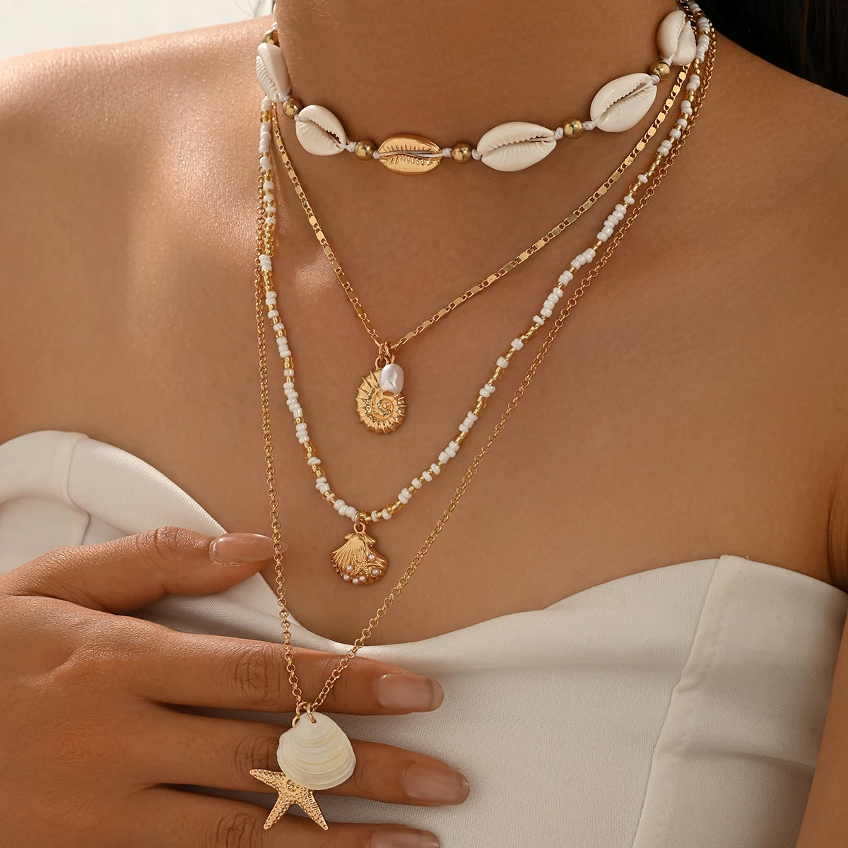 Layered Cowrie Shell Choker Starfish Conch Pendant White Beaded Multi Strand Necklace Women Beach Ocean Jewelry