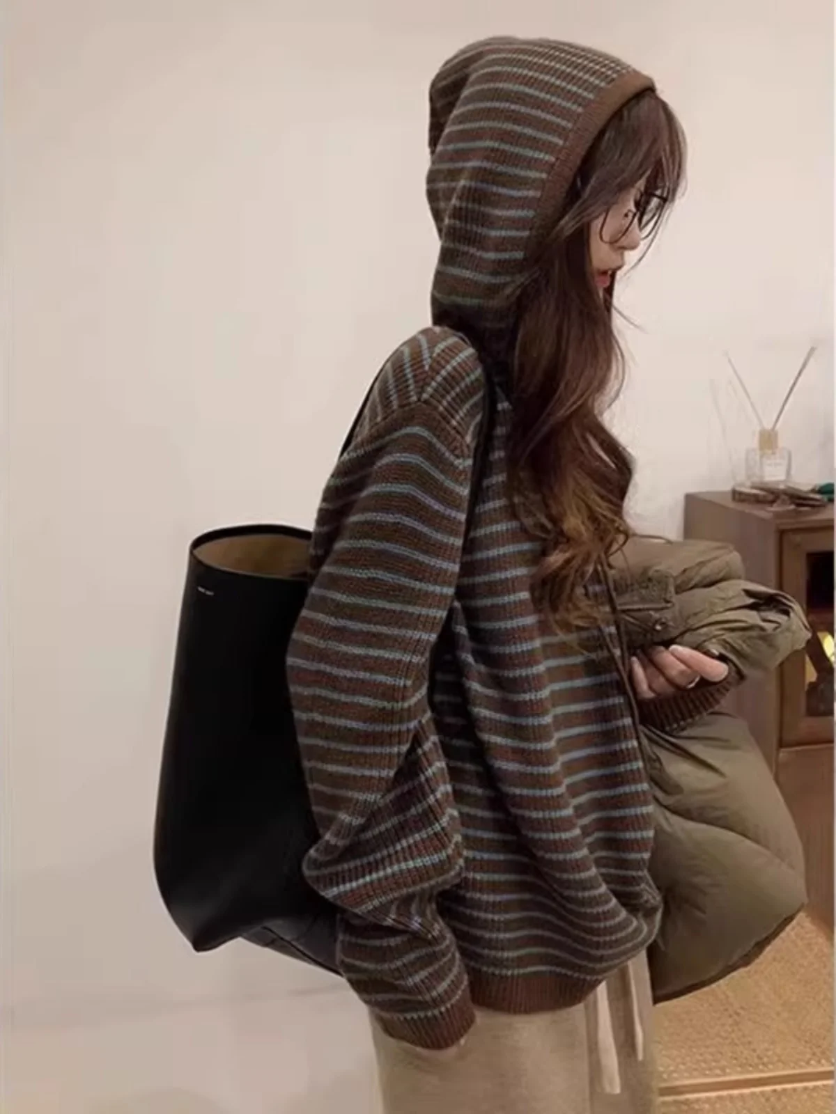

Women's Loose Fit Knitted Hat Sweater Coat Short Stripe Design Korean Style Autumn Winter Warm Long Sleeve Top