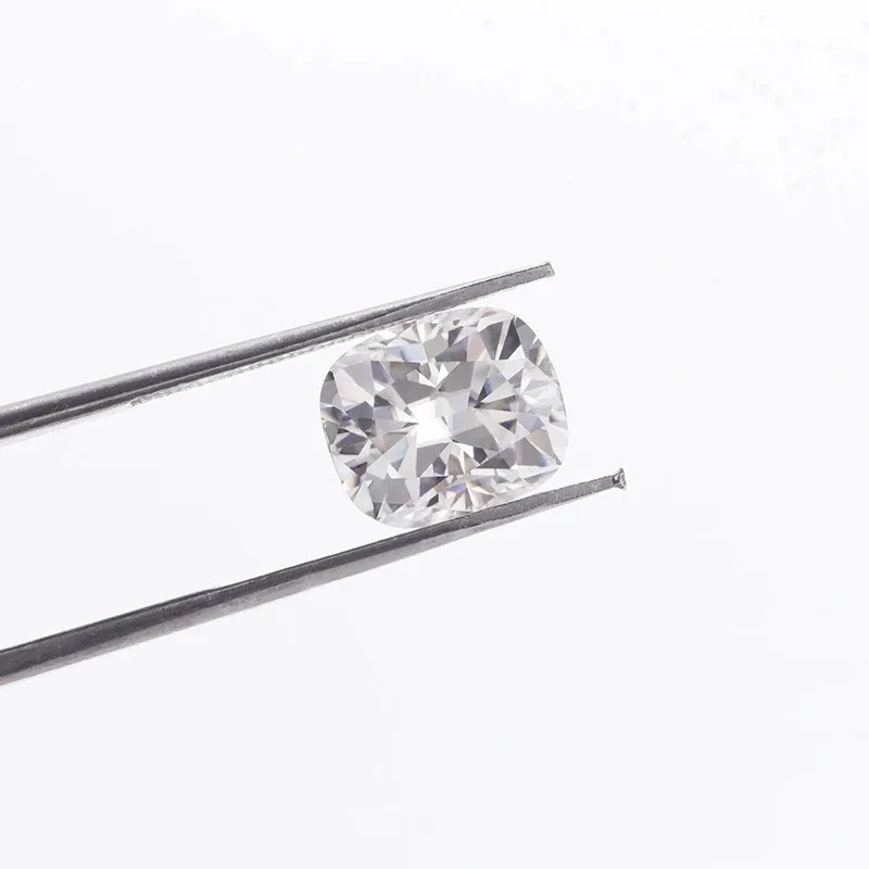 Elongated Lab Grown Cushion Cut Rough Moissanite Color DEF Vvs Custom Jewelry Diamond Moissanite Loose Stones