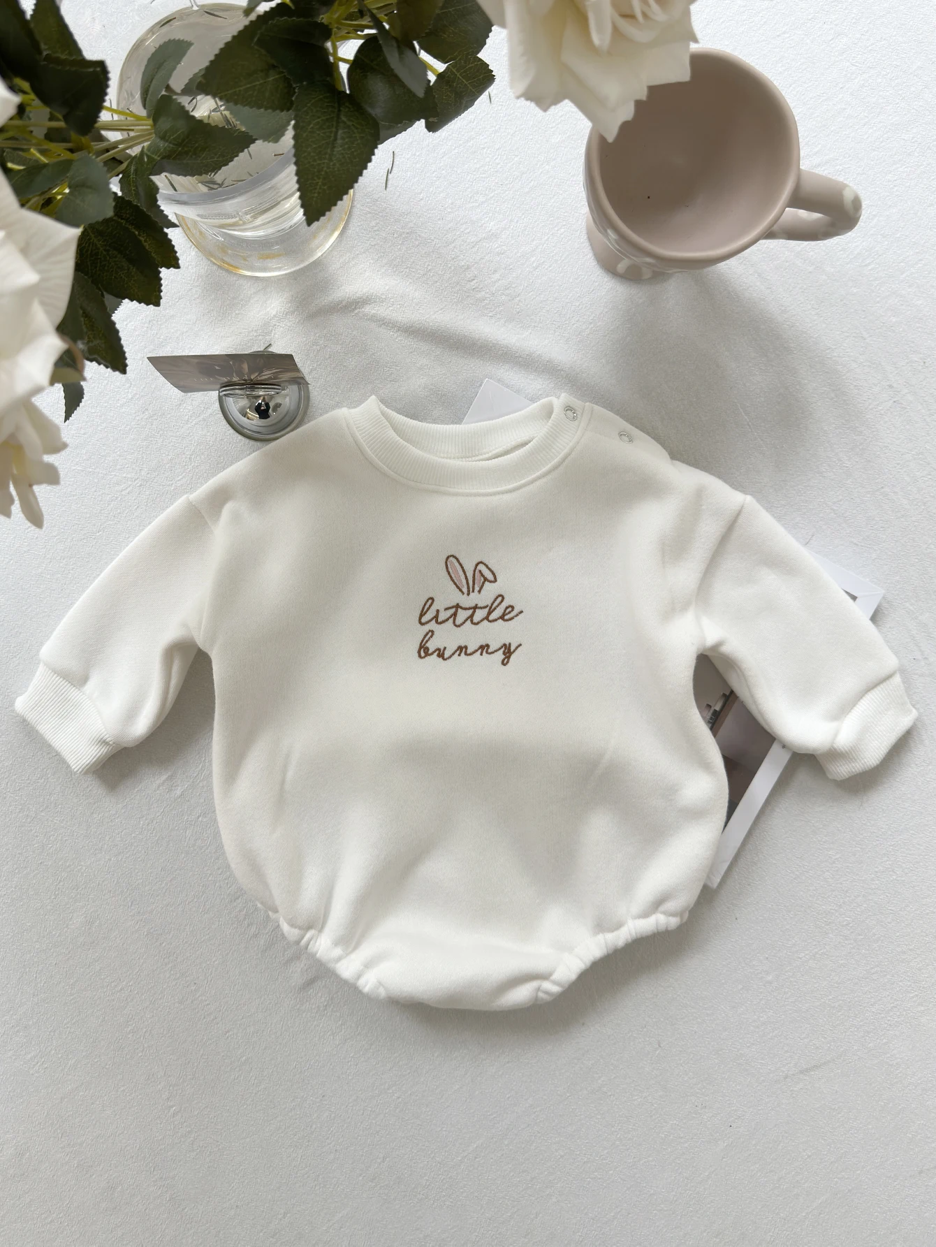 Little Bunny letter embroidered neutral baby long sleeved plush winter romper