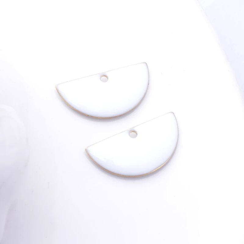 30 Stück 20*10mm Kupfer-Charms mit beidseitiger Emaille und halbem Loch für die Herstellung von Mädchen-Ohrringen und Schmuckzubehör – Detail 9