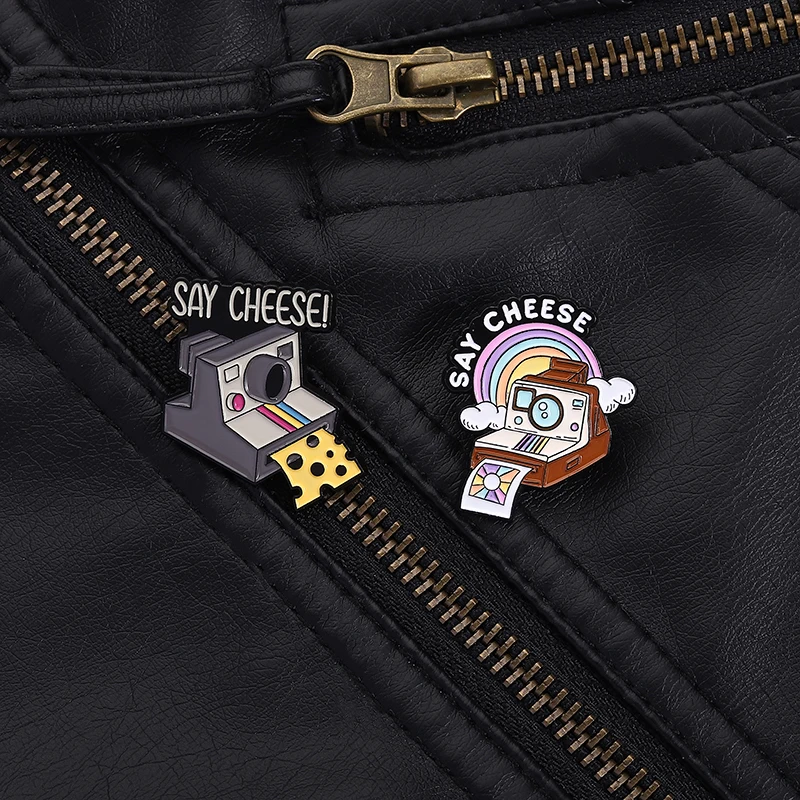 Say Cheese Photo Slogan Enamel Pin Nostalgic Camera Metal Brooch Literary Youth Backpack Pin Badge Exquisite Jewelry Friend Gift