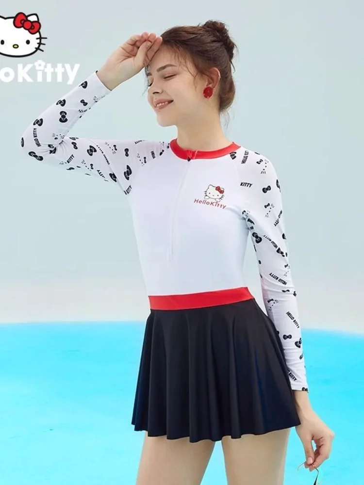 Hello Kitty ชุดว่ายน้ําเซ็กซี่ Sanrio บิกินี่ชุดว่ายน้ําวันพีซสาวแขนยาวป้องกันแสงแดดฤดูร้อนสไตล์บริสุทธิ์ชายหาดอนุรักษ์นิยม