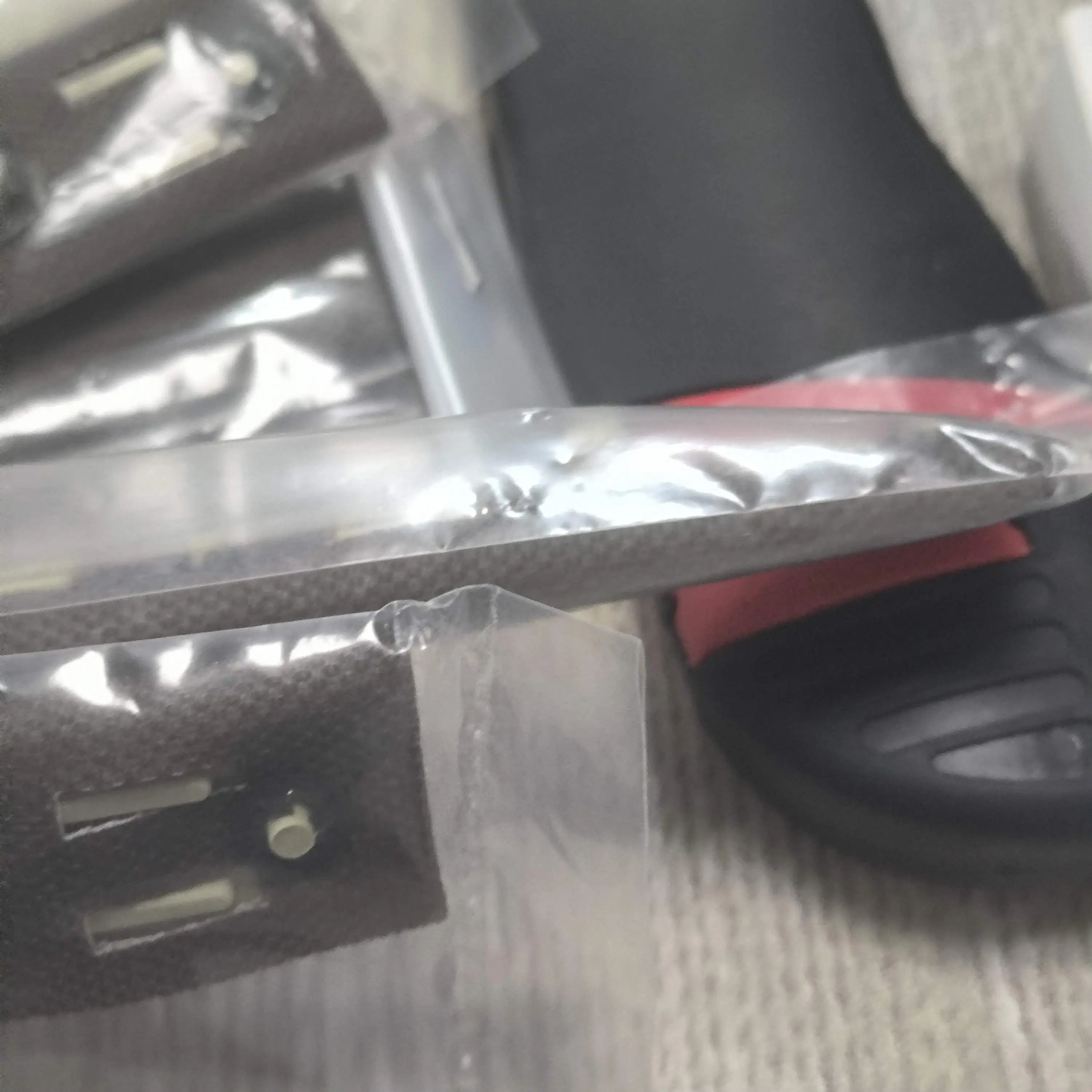 

302RV93050 FK-1150 Держатель масляной накладки для Kyocera P2040 P2235 P2335 M2040 M2135 M2235 M2540 M2635 M2640 M2735 M2835