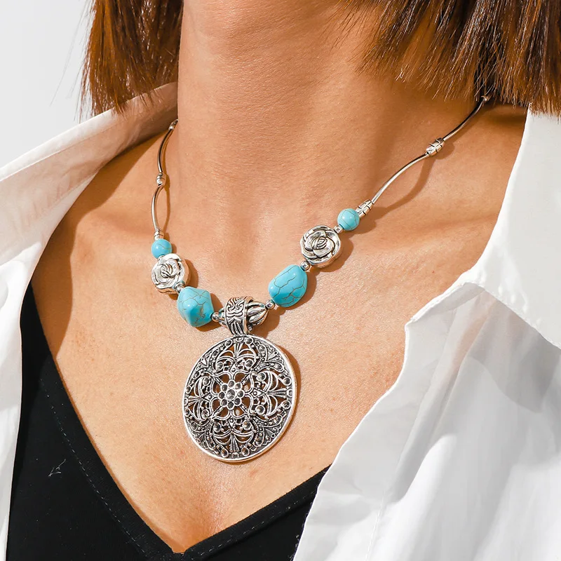 1Pcs Hot Selling Personalized Retro Ethnic Style Tibetan Silver Creativity Design Hollowed out Carved Turquoise Pendant Necklace