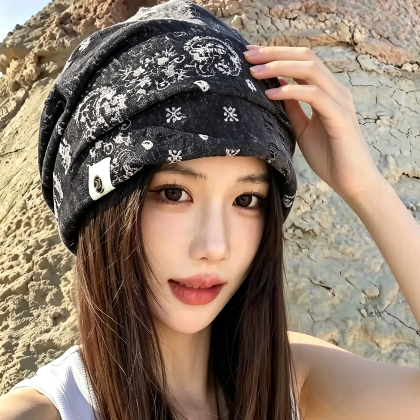 Vintage Printed Pleated Beanie for Women, Thin Breathable Headwrap for All Seasons, Covers Gray Hair, Postpartum, Chemotherapy Hat, Versatile Cold-Proof Headscarf Hat, Five Colors, Loose and Comfortable Ear-Protecting Cold Hat