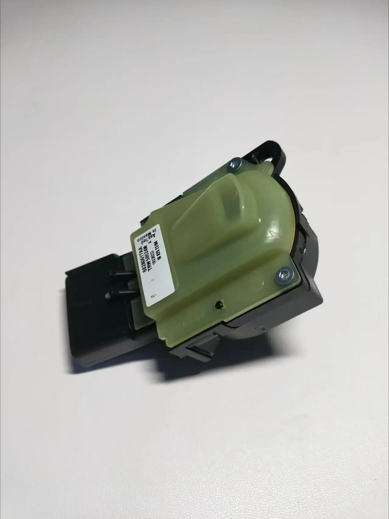 Fit for Jeep Grand Cherokee ,Wrangler Dodge Charger Chrysler  300 200 Town & Country  Starter Ignition Switch 04685719AH