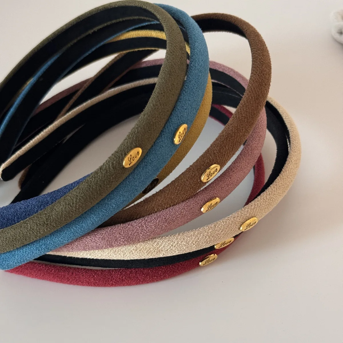 1Pcs Samt Textur Feine Haar Hoop Multi Farbe Einfache Liebe Logo Haar Hoop frauen Täglich Vielseitige Kopfbedeckung haar Bands – Detail 5