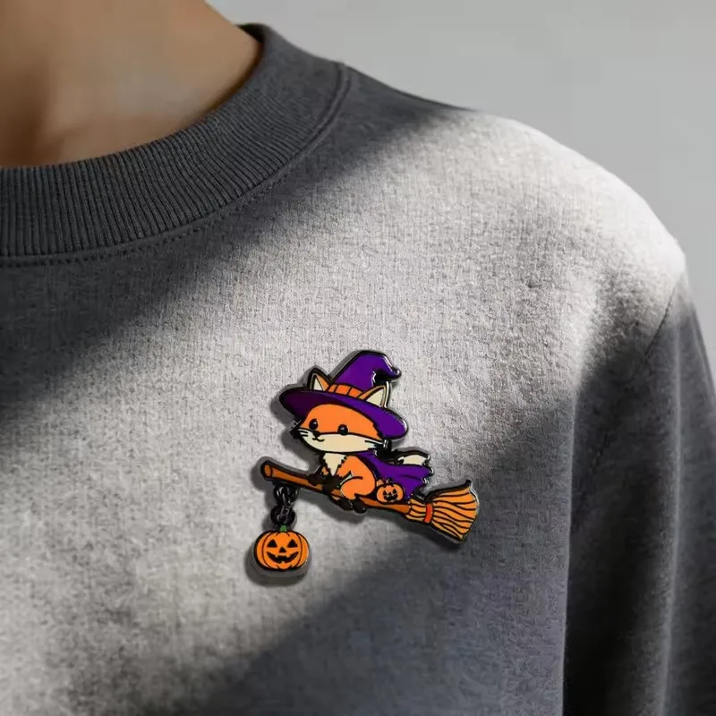 Halloween Fox Witch Enamel Lapel Pin Fox Riding Broom With Pumpkin Charm Brooch Badge for Backpack Clothing Decor Jewelry Gift