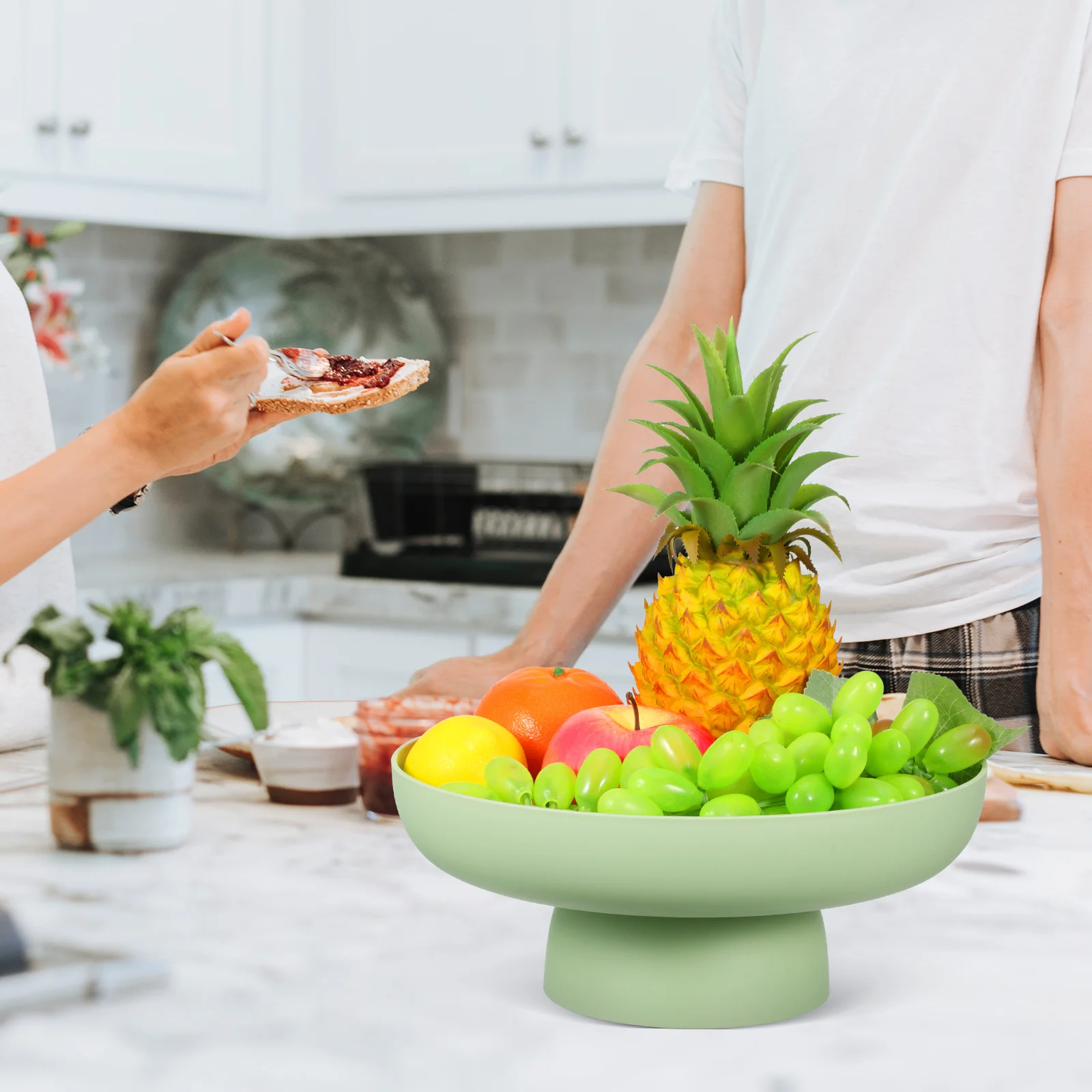 

Basket Tray Large Capacity Kitchen Counter Plastic Fruit Basket For Kitchen Counter Bowl Modern Fruit Plate Round