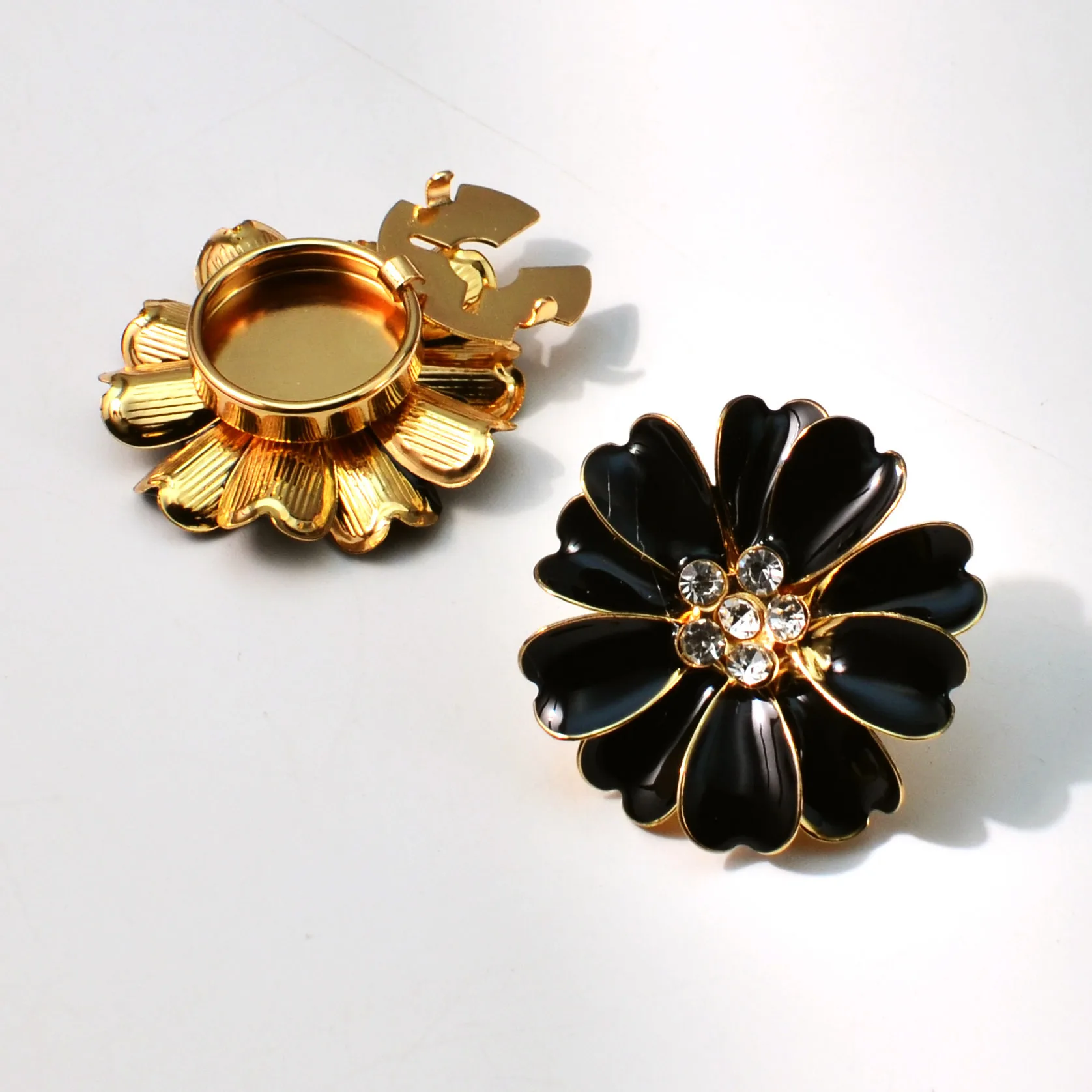 1/2/5pcs Elegant Rhinestone Button Covers Shirt Cufflinks Brooch Button Covers Turtle Clip Decor Clothing Fasteners Accessories