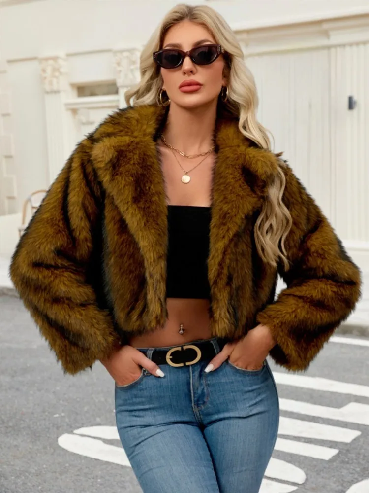 

Winter Gradient Women's Faux Fur Coat Lapel Collar Thickened Short Artificial Fur Jacket For Female Elegant Lady's Faux Fur Coat