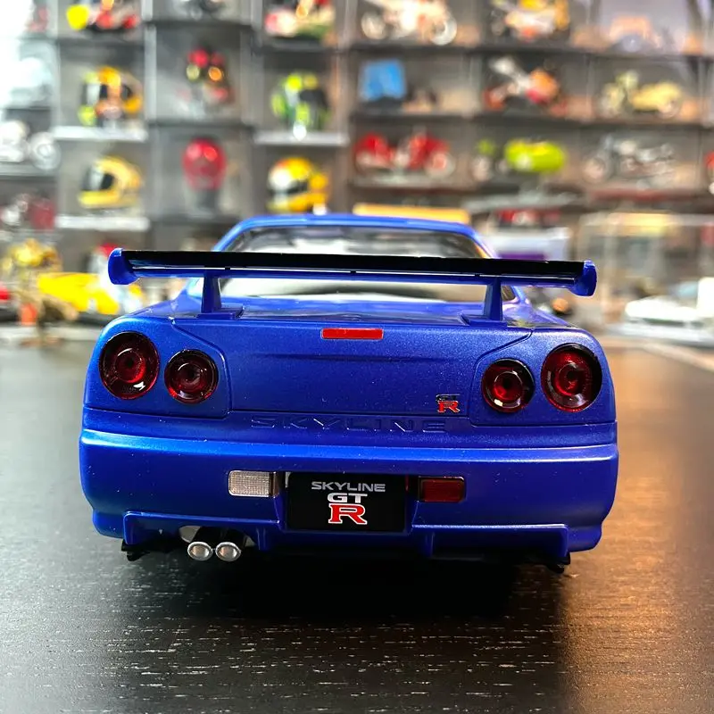 Decoração azul da caixa do tecido do modelo do carro clássico, material plástico do ABS, qualidade excelente, Nissan GTR, 1: 16