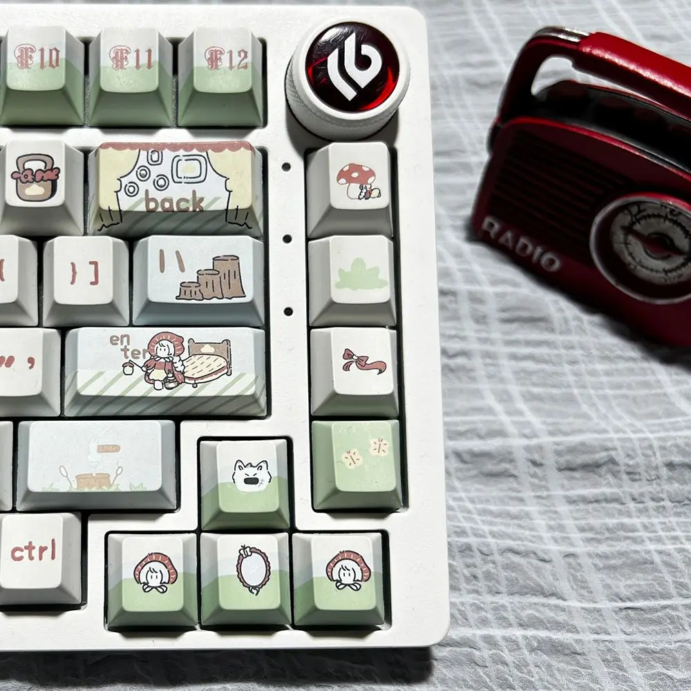 

Honeymoon Forest, Game Office Mechanical Keyboard PBT Minimalist Style Cute Keycaps