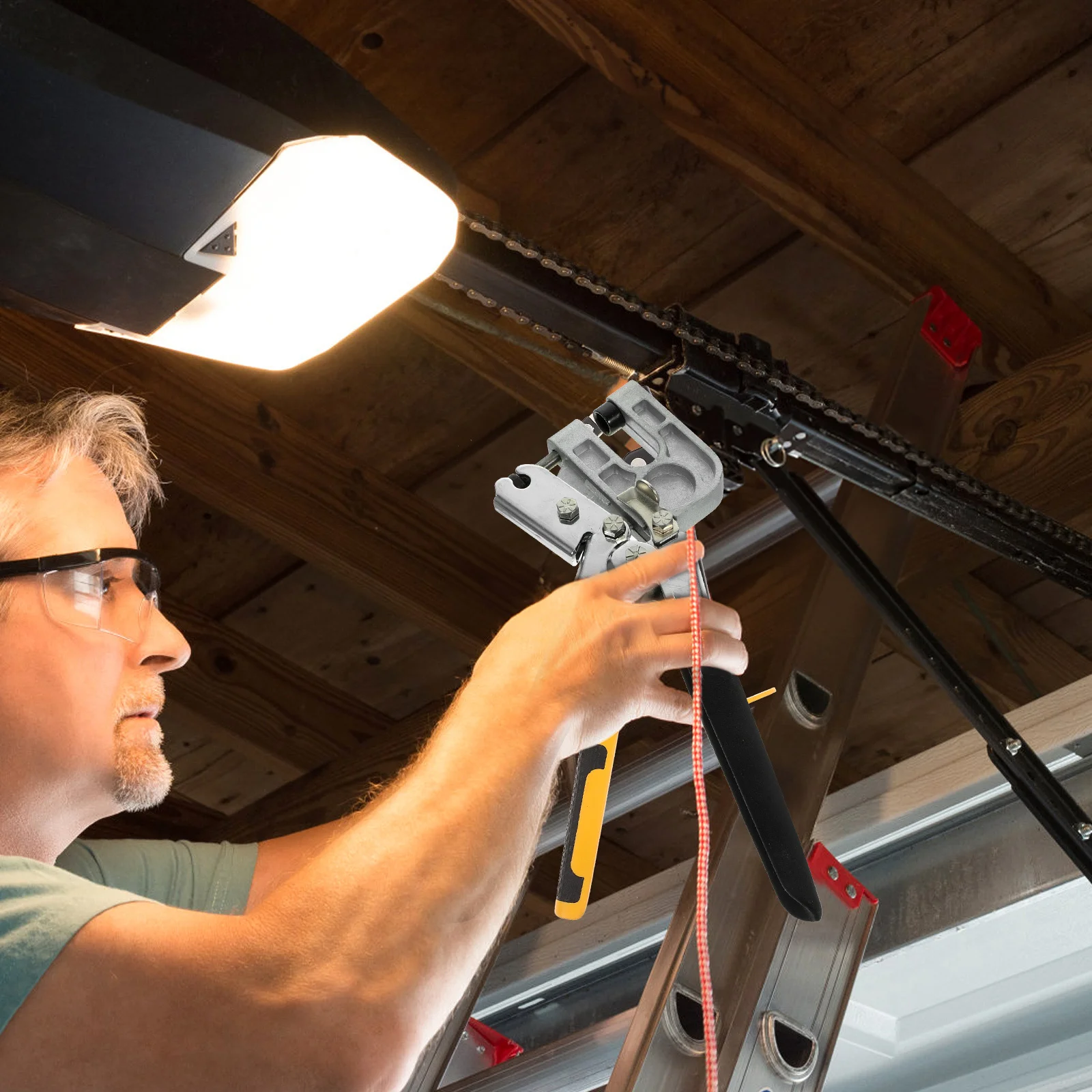 

1Pcs Steel Stud Crimper Dragon Bone Installation Punch Lock Keel Fastening Pincer Ergonomic Non-Slip Handle Metal Sheet Plier