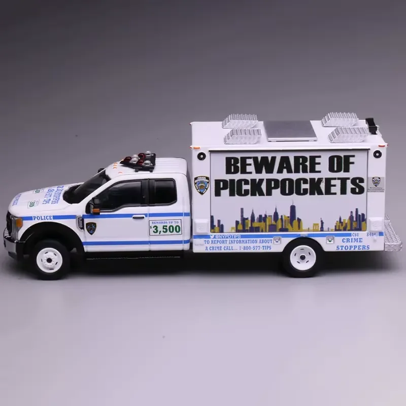 for 596 1/64 F550 Super Duty Alloy Police Car Model Detailed Simulation Static Display Desktop Ornament Collectible Gift Toy
