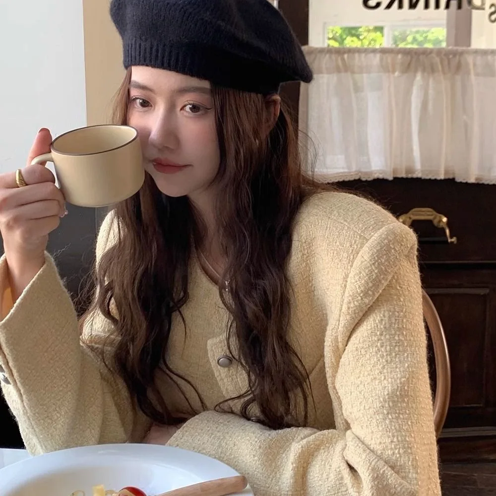 Ele ort Woolen Coat for Women Single Button Autumn New Arrival Slimming Thin Material Ladies Faion Chinese Production