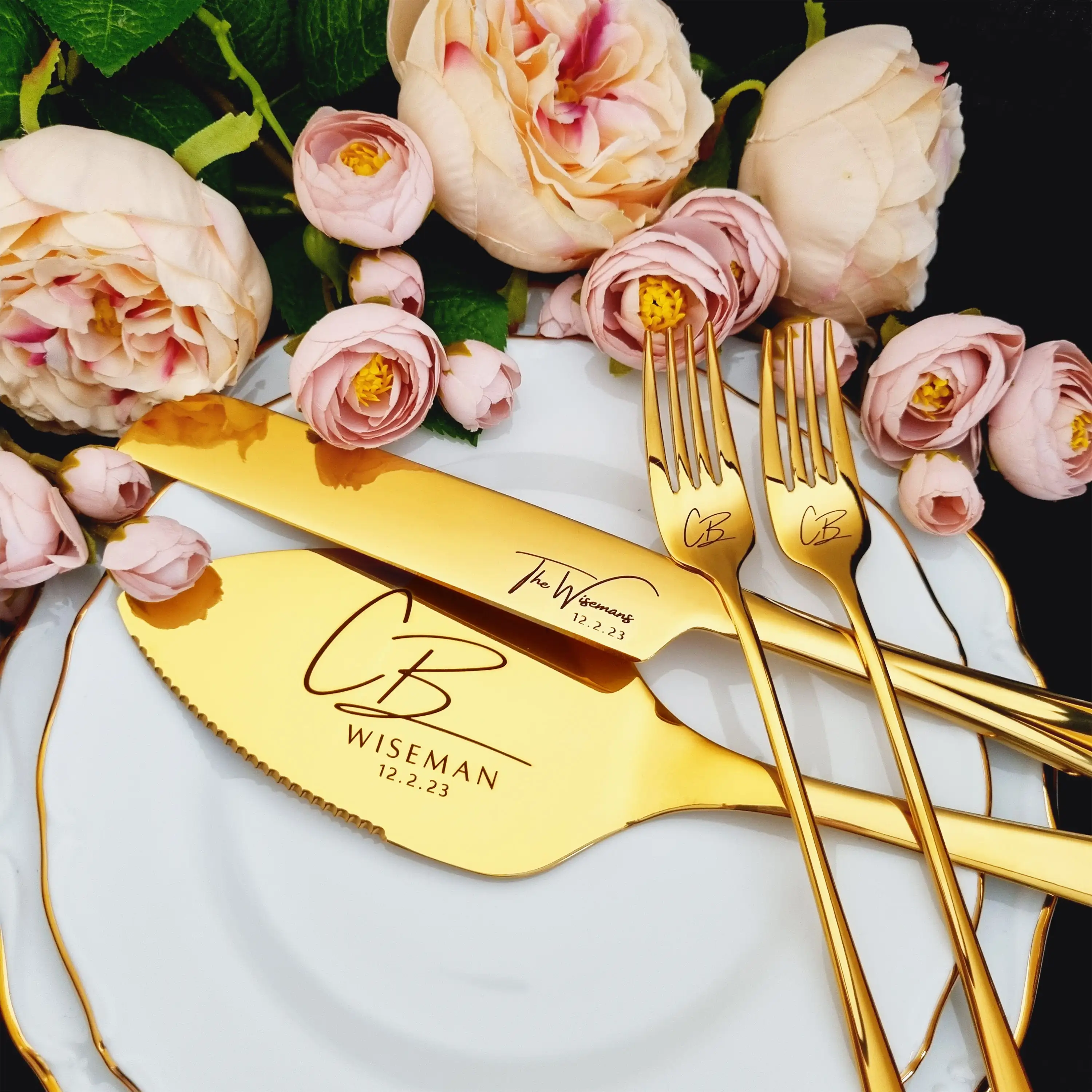 

Gold Cake Cutting Set for Weddings Server Knife and Forks Engraved Cake Cutter Serving Set for Bridal Shower Wedding Gift