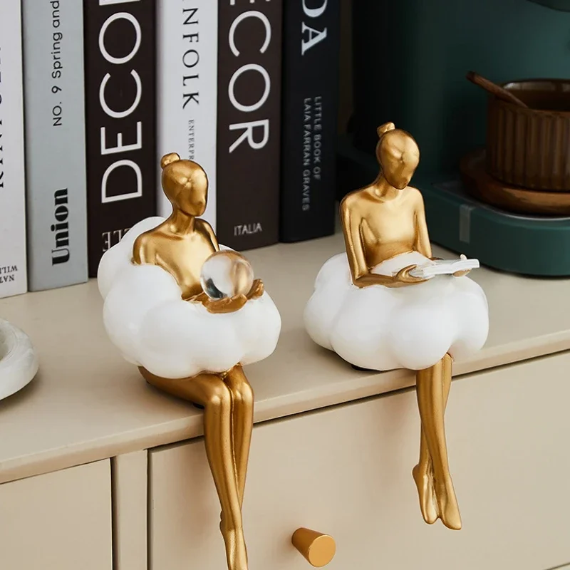 

Cloud Girl Sculpture Abstract Art Figure Statue Modern Table Decoration Home Luxury Room Decor Aesthetic Design Figurine Crafts