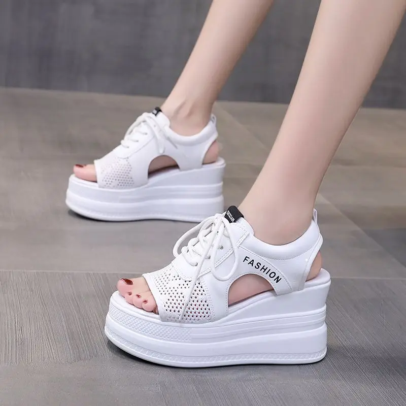 

2024 New Wedge Platform Platform Height Increasing Lightweight Comfort and Casual Sports Roman Sandals Women's High Heel 10cm