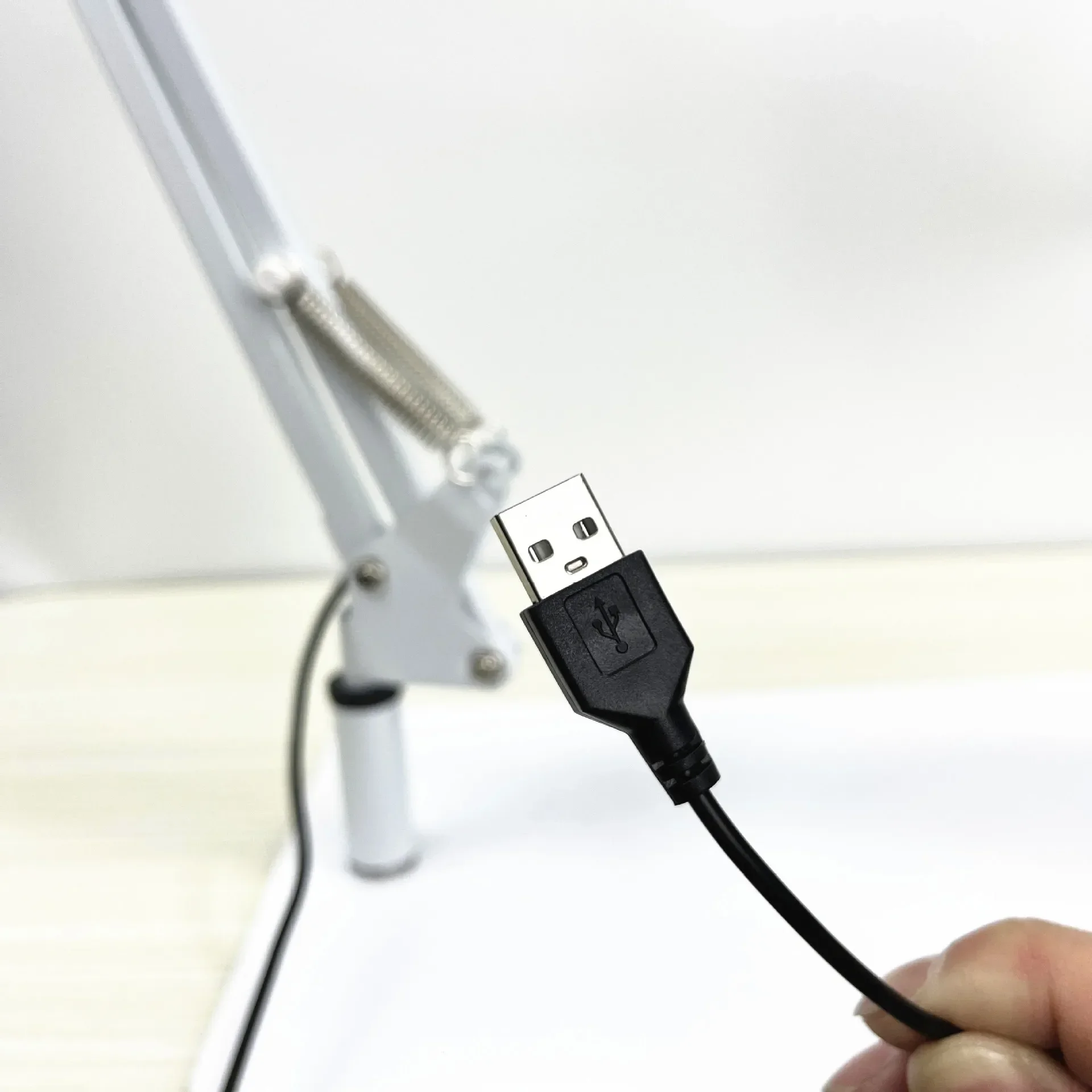 USB 3 ألوان LED عدسة مكبرة مضيئة لإصلاح سبيكة لحام/مصباح طاولة/قراءة العناية بالبشرة أداة الجمال 160 مللي متر