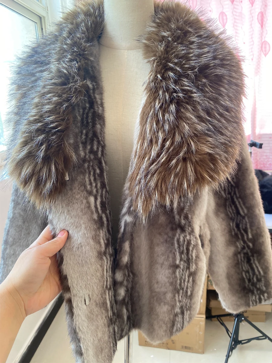 HDHOHR 2026 New Thick Warm Fashion Faux Fox Fur Coat Women Luxury High Quality Casual  Exclusive Striped Fluffy Faux  Fur Jacket