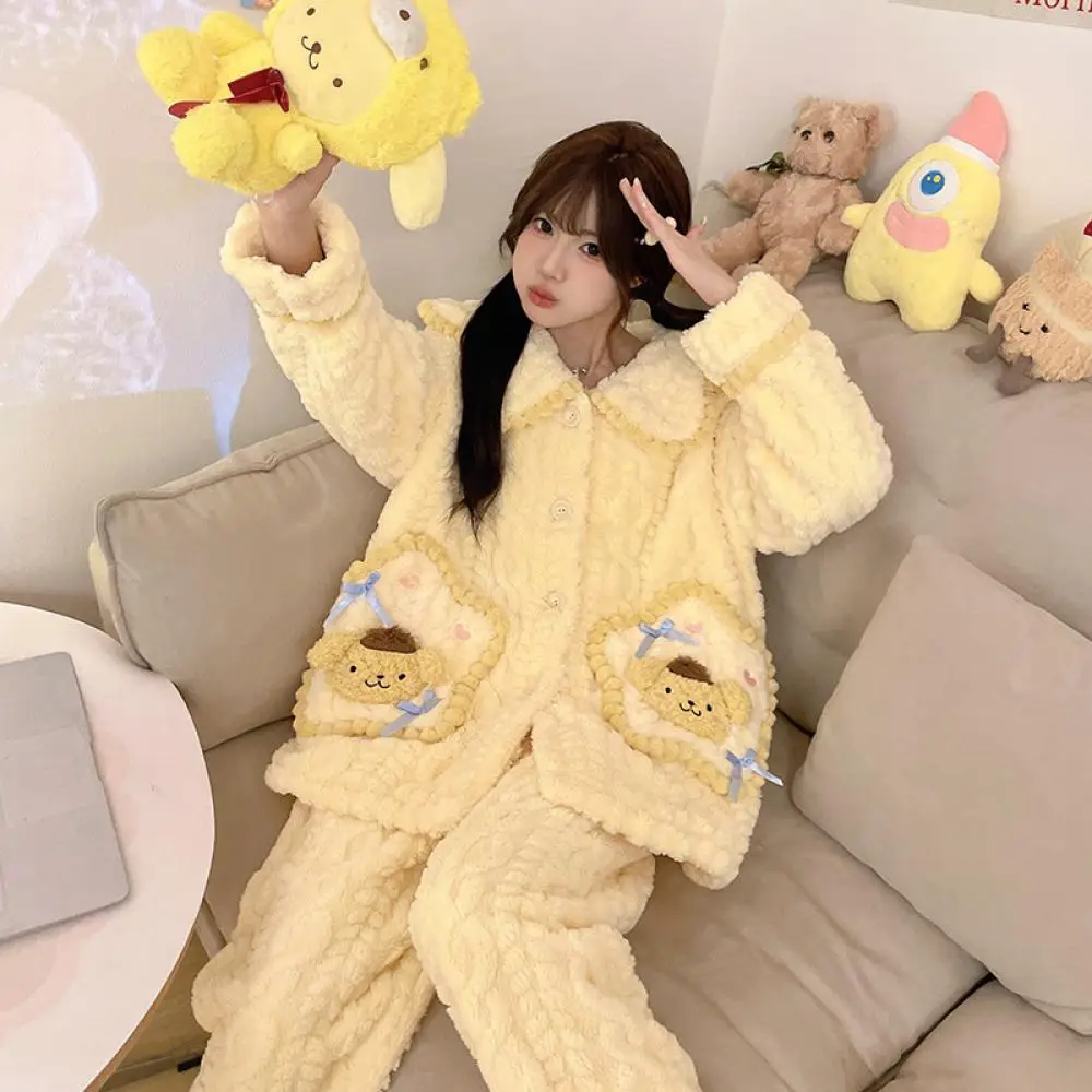

Kawaii зимний женский пижамный комплект с помпонами Kuromi Sanrio, утепленная теплая ночная рубашка с героями мультфильмов, домашняя одежда, топы для девочек, брюки