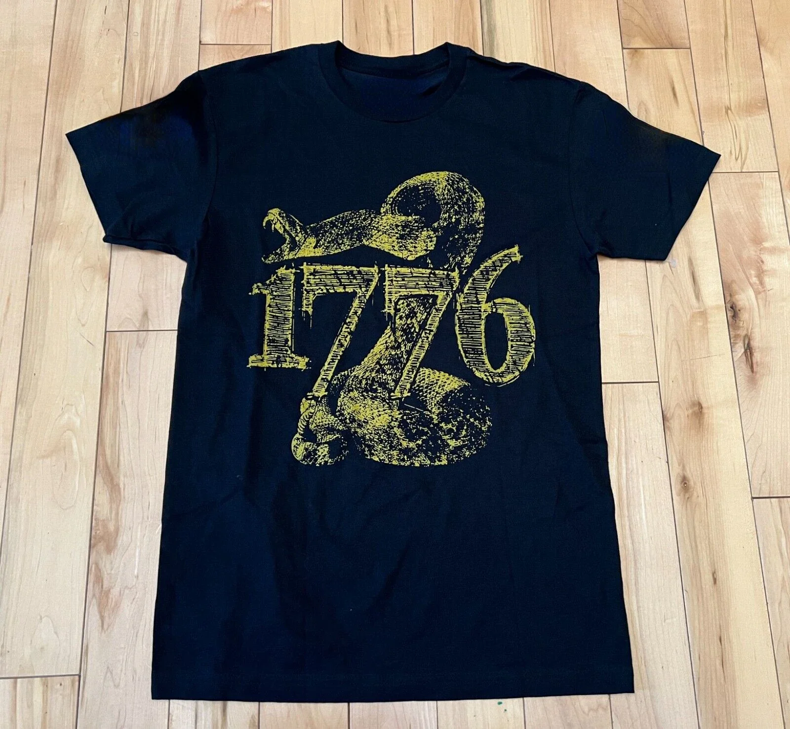 Dont Tread on Me Distressed 1776 Snake Symbol Grunt T-Shirt New 100% Cotton O-Neck Short Sleeve Summer Casual Mens T-shirt