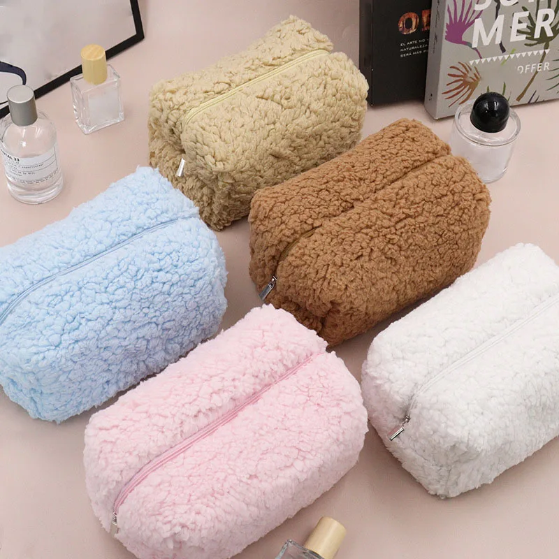 Lambswool Fur Makeup Bags for Women Soft Travel Cosmetic Bag Organizer Case Lady Girls Make Up Case Necessaries Storage Bag